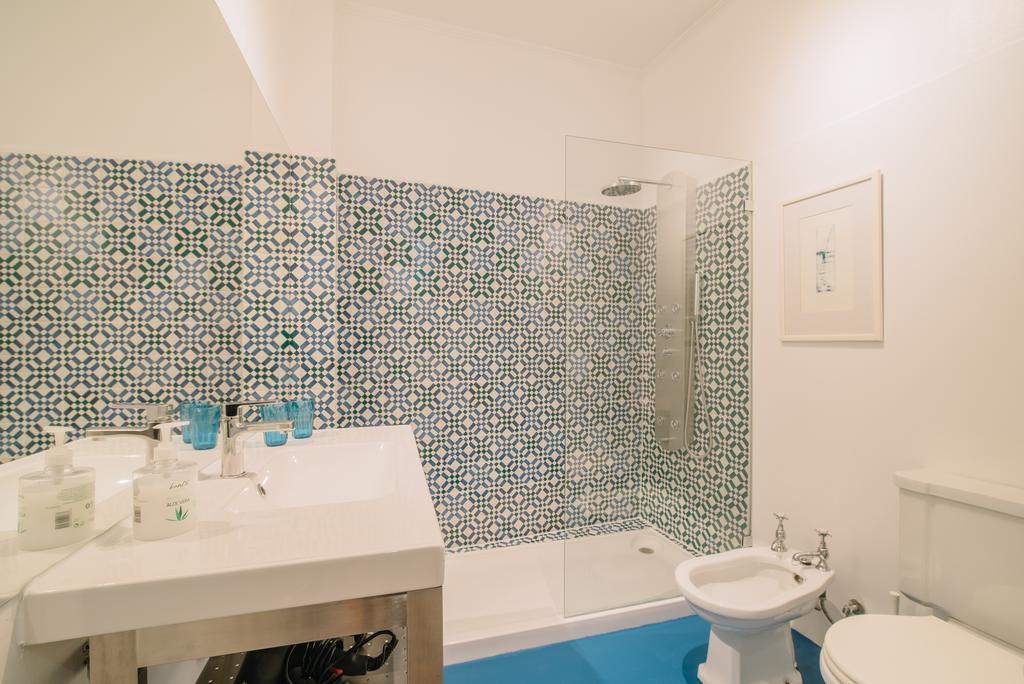 Camoes Deluxe Bairro Alto Apartment Lisbon Exterior photo